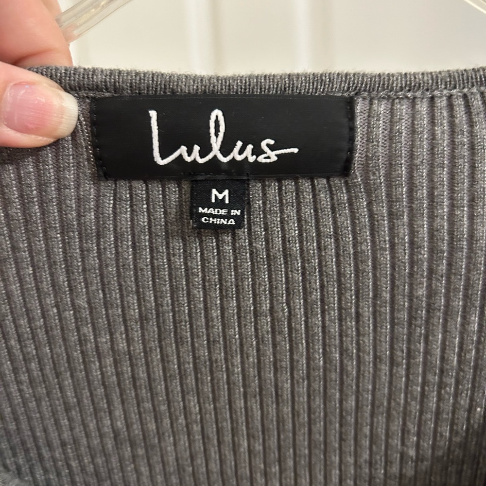 Lulu's Gray Fitted Tie Front Blouse - Picture 3 of 3